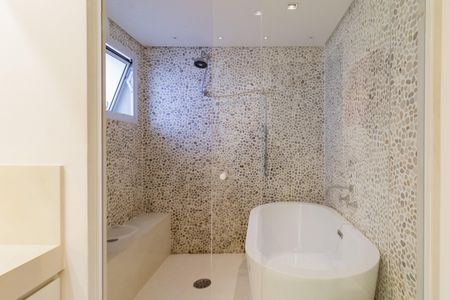Apartamento à venda com 283m², 3 quartos e 3 vagas Apartamento à venda com 283m², 3 quartos e 3 vagasSuíte master