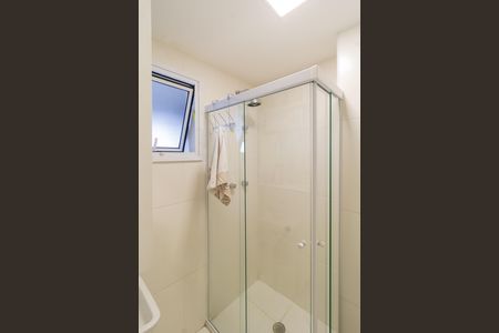 Apartamento à venda com 283m², 3 quartos e 3 vagas Apartamento à venda com 283m², 3 quartos e 3 vagasBanhheiro de Serviço