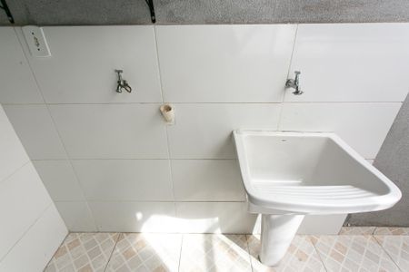 Casa de condomínio para alugar com 80m², 2 quartos e 1 vaga Casa de condomínio para alugar com 80m², 2 quartos e 1 vagaÁrea de Serviço - Tanque