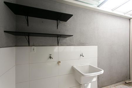 Casa de condomínio para alugar com 80m², 2 quartos e 1 vaga Casa de condomínio para alugar com 80m², 2 quartos e 1 vagaÁrea de Serviço