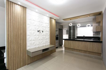 Sala de casa de condomínio para alugar com 2 quartos, 80m² em Itaquera, São Paulo