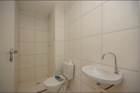 Apartamento para alugar com 45m², 2 quartos e sem vaga Apartamento para alugar com 45m², 2 quartos e sem vagaBanheiro