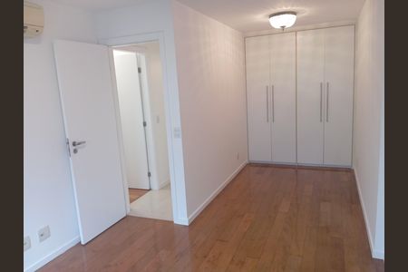 Apartamento para alugar com 130m², 3 quartos e 2 vagas Apartamento para alugar com 130m², 3 quartos e 2 vagasQuarto