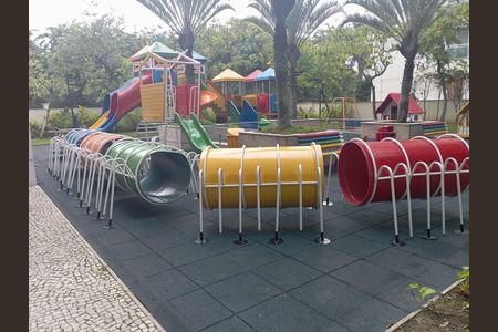 Apartamento para alugar com 130m², 3 quartos e 2 vagas Apartamento para alugar com 130m², 3 quartos e 2 vagasÁrea kids