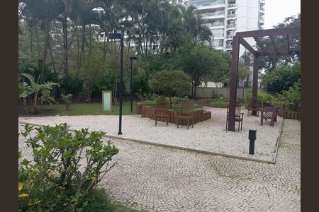 Apartamento para alugar com 130m², 3 quartos e 2 vagas Apartamento para alugar com 130m², 3 quartos e 2 vagasÁrea externa