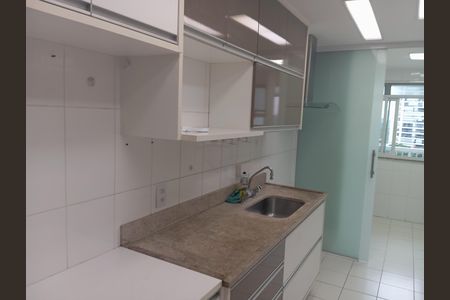 Apartamento para alugar com 130m², 3 quartos e 2 vagas Apartamento para alugar com 130m², 3 quartos e 2 vagasCozinha