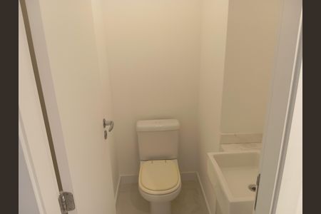 Apartamento para alugar com 130m², 3 quartos e 2 vagas Apartamento para alugar com 130m², 3 quartos e 2 vagasBanheiro