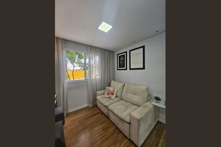 Apartamento à venda com 41m², 2 quartos e 1 vaga Apartamento à venda com 41m², 2 quartos e 1 vagaSala