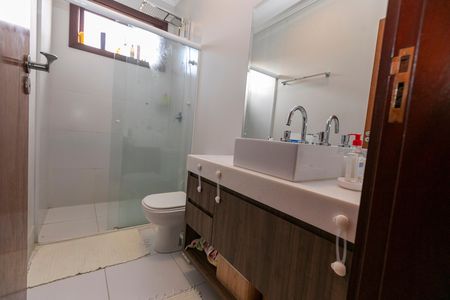 Casa de condomínio para alugar com 420m², 4 quartos e 3 vagas Casa de condomínio para alugar com 420m², 4 quartos e 3 vagasBANHEIRO QUARTO 3