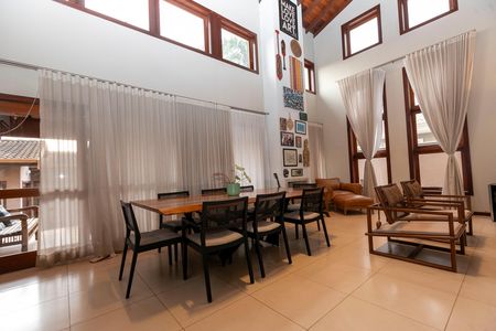 Casa de condomínio para alugar com 420m², 4 quartos e 3 vagas Casa de condomínio para alugar com 420m², 4 quartos e 3 vagasSALA PRINCIPAL