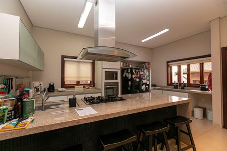 Casa de condomínio para alugar com 420m², 4 quartos e 3 vagas Casa de condomínio para alugar com 420m², 4 quartos e 3 vagasCOZINHA