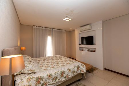 Casa de condomínio para alugar com 420m², 4 quartos e 3 vagas Casa de condomínio para alugar com 420m², 4 quartos e 3 vagasSUITE MASTER