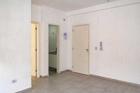 Casa de condomínio para alugar com 34m², 1 quarto e sem vaga