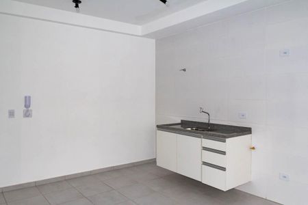 Casa de Condomínio para alugar com 1 quarto, 34m² em Vila Ema, São Paulo
