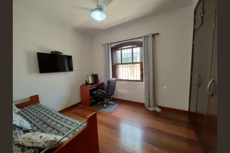 Casa à venda com 4 quartos, 256m² em Vila Santa Catarina, São Paulo