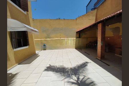 Casa à venda com 4 quartos, 256m² em Vila Santa Catarina, São Paulo
