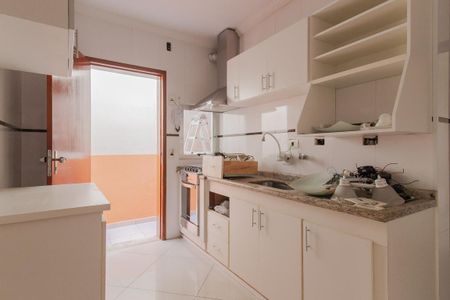 Casa para alugar com 160m², 2 quartos e 5 vagas Casa para alugar com 160m², 2 quartos e 5 vagasCozinha
