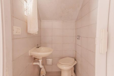 Casa para alugar com 160m², 2 quartos e 5 vagas Casa para alugar com 160m², 2 quartos e 5 vagasLavabo