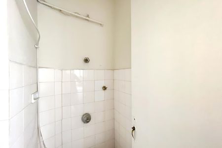 Apartamento à venda com 104m², 3 quartos e 1 vaga Apartamento à venda com 104m², 3 quartos e 1 vagaBanheiro de serviço