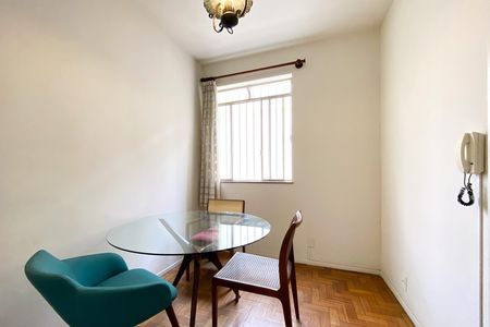 Apartamento à venda com 104m², 3 quartos e 1 vaga Apartamento à venda com 104m², 3 quartos e 1 vagaSala de Jantar