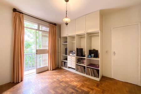 Apartamento à venda com 104m², 3 quartos e 1 vaga Apartamento à venda com 104m², 3 quartos e 1 vagaQuarto 1