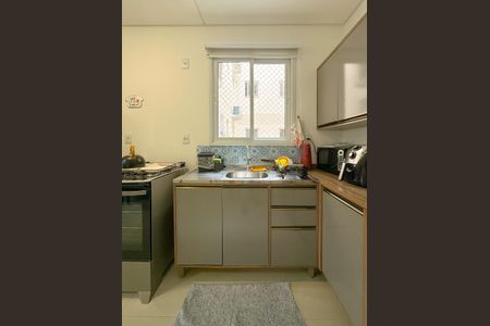 Apartamento para alugar com 83m², 2 quartos e 2 vagasCozinha