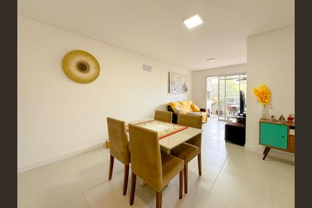 Apartamento para alugar com 83m², 2 quartos e 2 vagasSala de Jantar