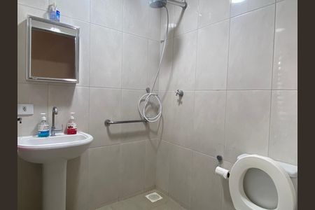 Casa à venda com 145m², 2 quartos e 1 vagaBanheiro 1