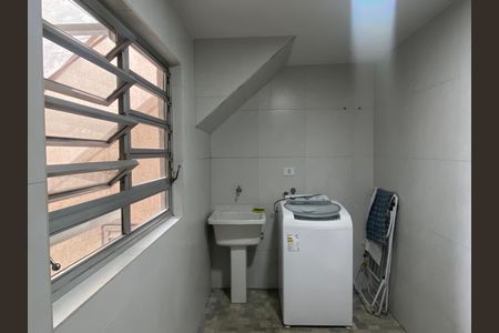 Casa à venda com 145m², 2 quartos e 1 vagaÁrea de Serviço
