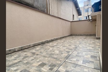 Casa à venda com 145m², 2 quartos e 1 vagaÁrea externa