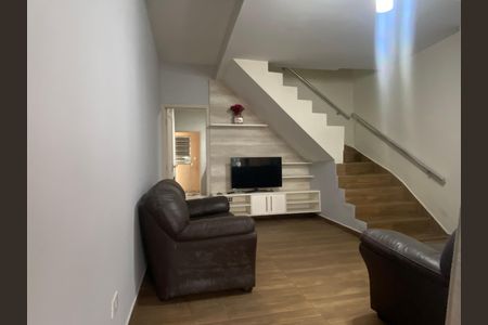 Casa à venda com 145m², 2 quartos e 1 vagaSala