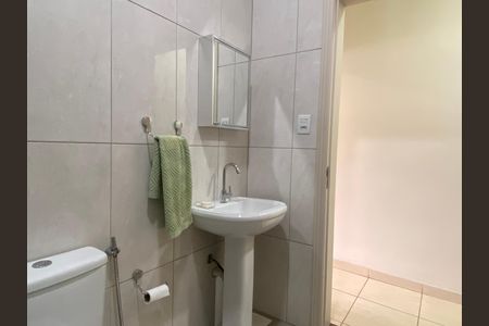 Casa à venda com 145m², 2 quartos e 1 vagaBanheiro 2