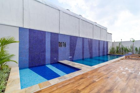Apartamento para alugar com 33m², 2 quartos e sem vaga Apartamento para alugar com 33m², 2 quartos e sem vagaÁrea comum - Piscina