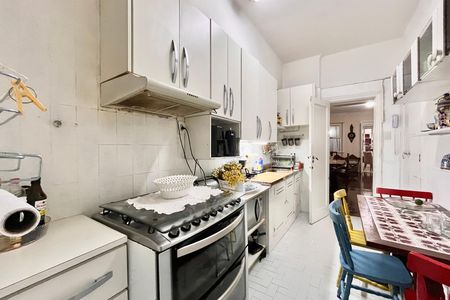Apartamento à venda com 140m², 3 quartos e 2 vagasCozinha 