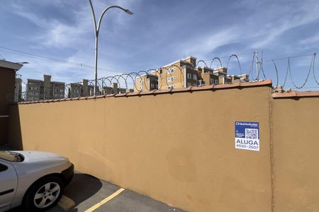 Apartamento para alugar com 42m², 2 quartos e 1 vaga Apartamento para alugar com 42m², 2 quartos e 1 vagaFachada com placa grande