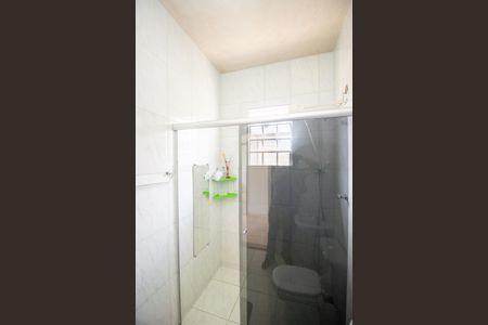 Casa para alugar com 74m², 2 quartos e sem vaga Casa para alugar com 74m², 2 quartos e sem vagaBanheiro Social
