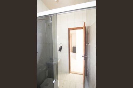 Casa para alugar com 74m², 2 quartos e sem vaga Casa para alugar com 74m², 2 quartos e sem vagaBanheiro Social