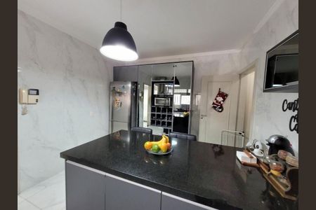 Casa à venda com 186m², 4 quartos e 4 vagas