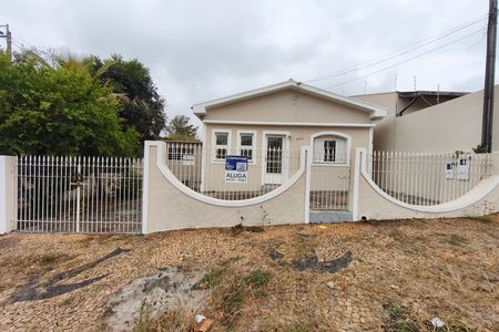 Casa para alugar com 200m², 3 quartos e 3 vagas Casa para alugar com 200m², 3 quartos e 3 vagasFachada