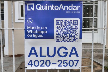Casa para alugar com 200m², 3 quartos e 3 vagas Casa para alugar com 200m², 3 quartos e 3 vagasPLACA INSTALADA NA FACHADA