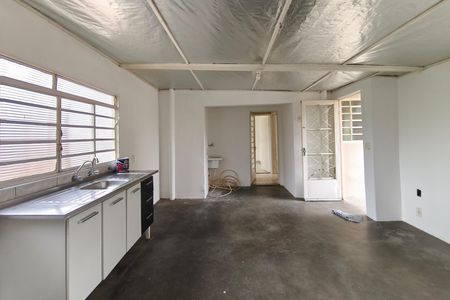 Casa para alugar com 200m², 3 quartos e 3 vagas Casa para alugar com 200m², 3 quartos e 3 vagasCozinha