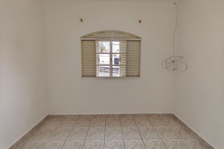 Casa para alugar com 200m², 3 quartos e 3 vagas Casa para alugar com 200m², 3 quartos e 3 vagasQuarto 2