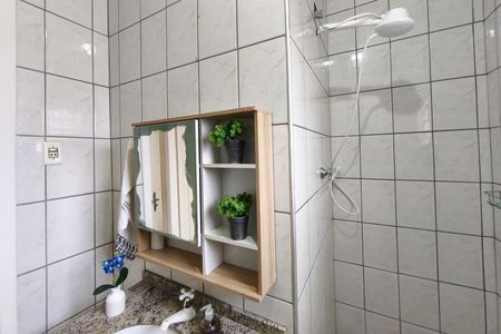 Casa para alugar com 200m², 3 quartos e 3 vagas Casa para alugar com 200m², 3 quartos e 3 vagasBanheiro Social