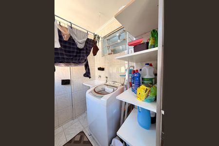 Apartamento à venda com 65m², 2 quartos e 1 vagaÁrea de Serviço