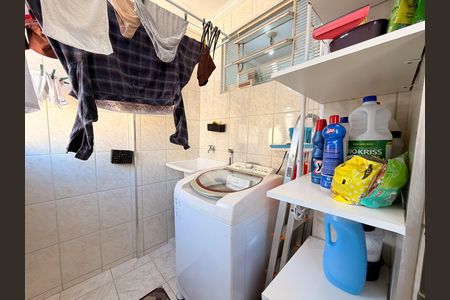 Apartamento à venda com 65m², 2 quartos e 1 vagaÁrea de Serviço