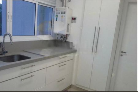 Apartamento à venda com 222m², 4 quartos e 4 vagas