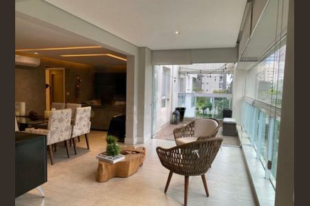 Apartamento à venda com 222m², 4 quartos e 4 vagas