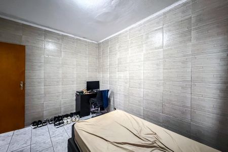 Quarto 2 - Casa 2 de casa à venda com 4 quartos, 247m² em Vila Canero, São Paulo