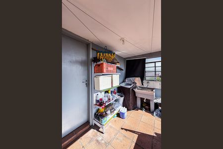 Área de Serviço de casa à venda com 4 quartos, 247m² em Vila Canero, São Paulo