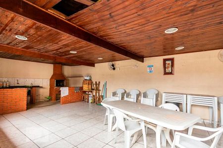 Apartamento à venda com 64m², 2 quartos e 1 vaga Apartamento à venda com 64m², 2 quartos e 1 vagaÁrea comum - Churrasqueira